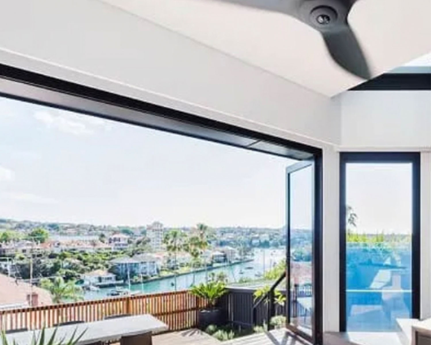 Porte rustique pour l'appartement