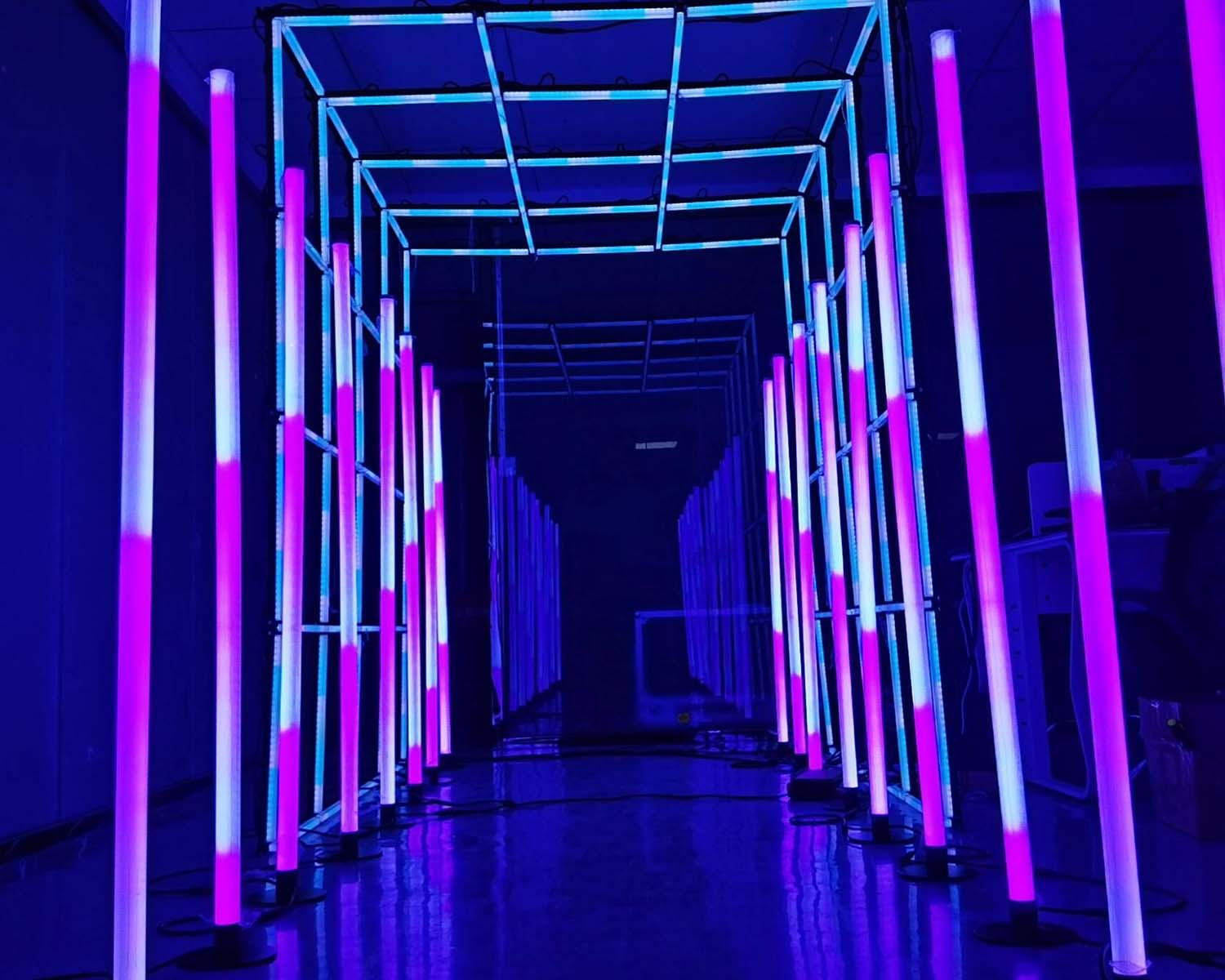 Lumière à tube LED à changement de couleur